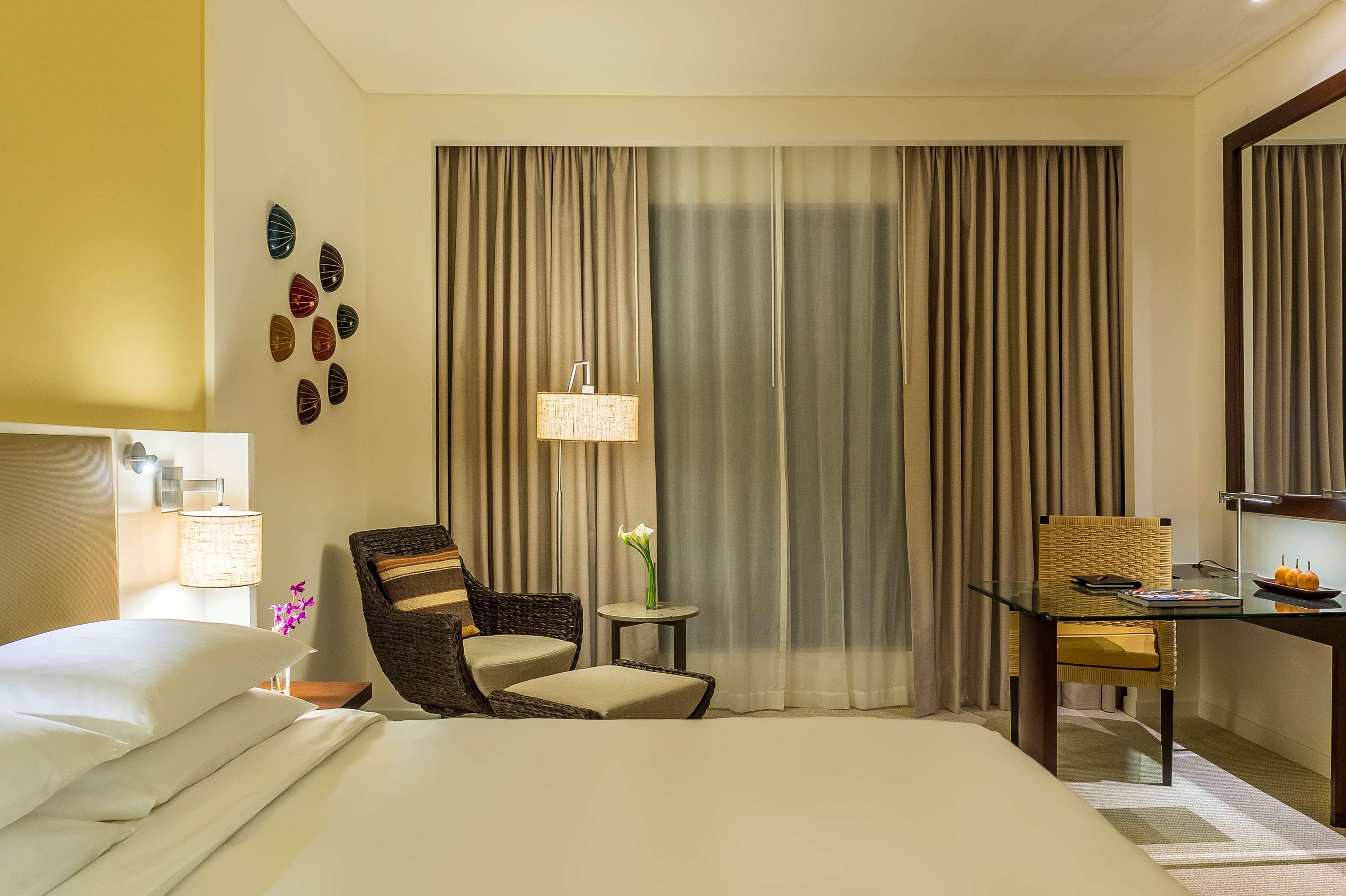 Готель Hyatt Regency Cartagena Екстер'єр фото A room at the Park, Hyderabad
